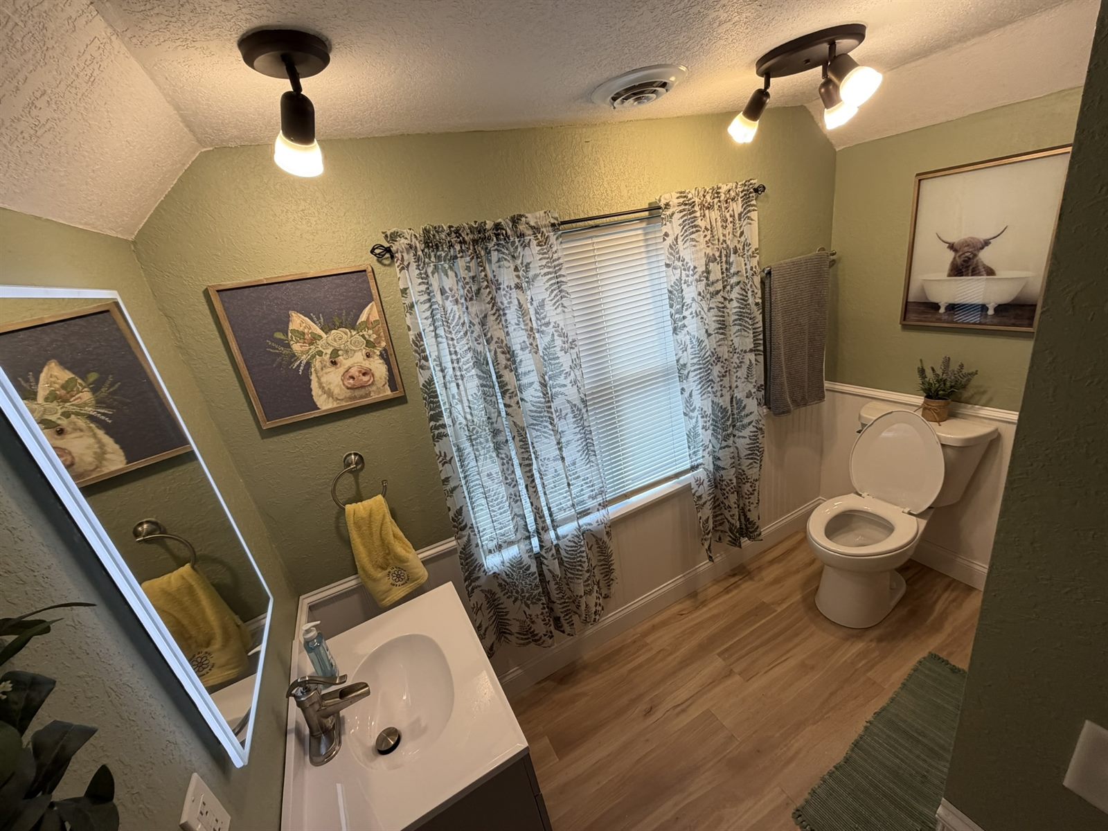 Bathroom in Rose's Barn Loft