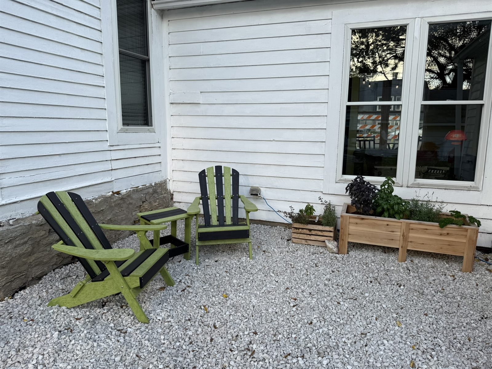 Shared outdoor seating at 826 E Center Street