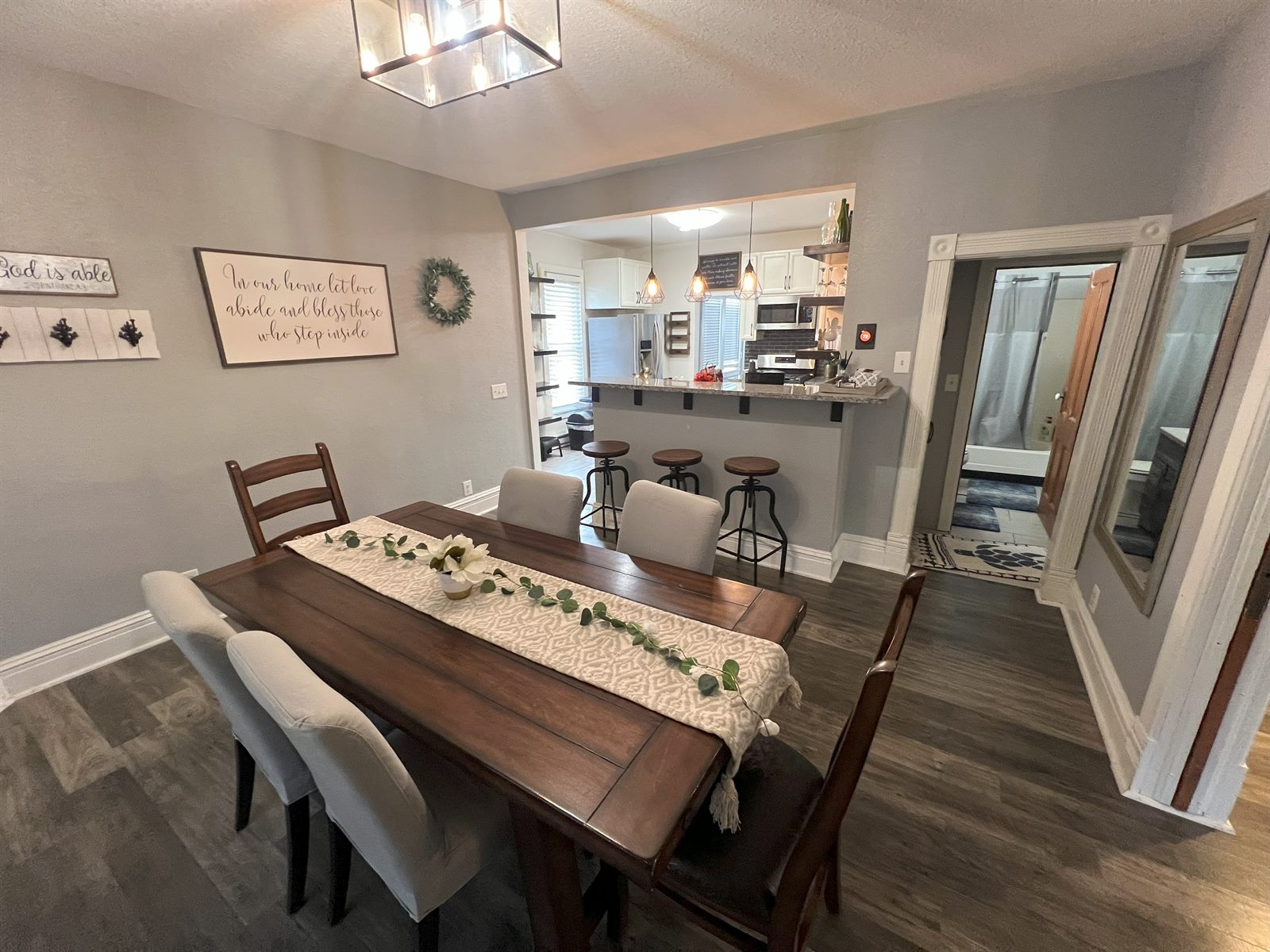 Dining area in Rose's Place, open to the kitchen