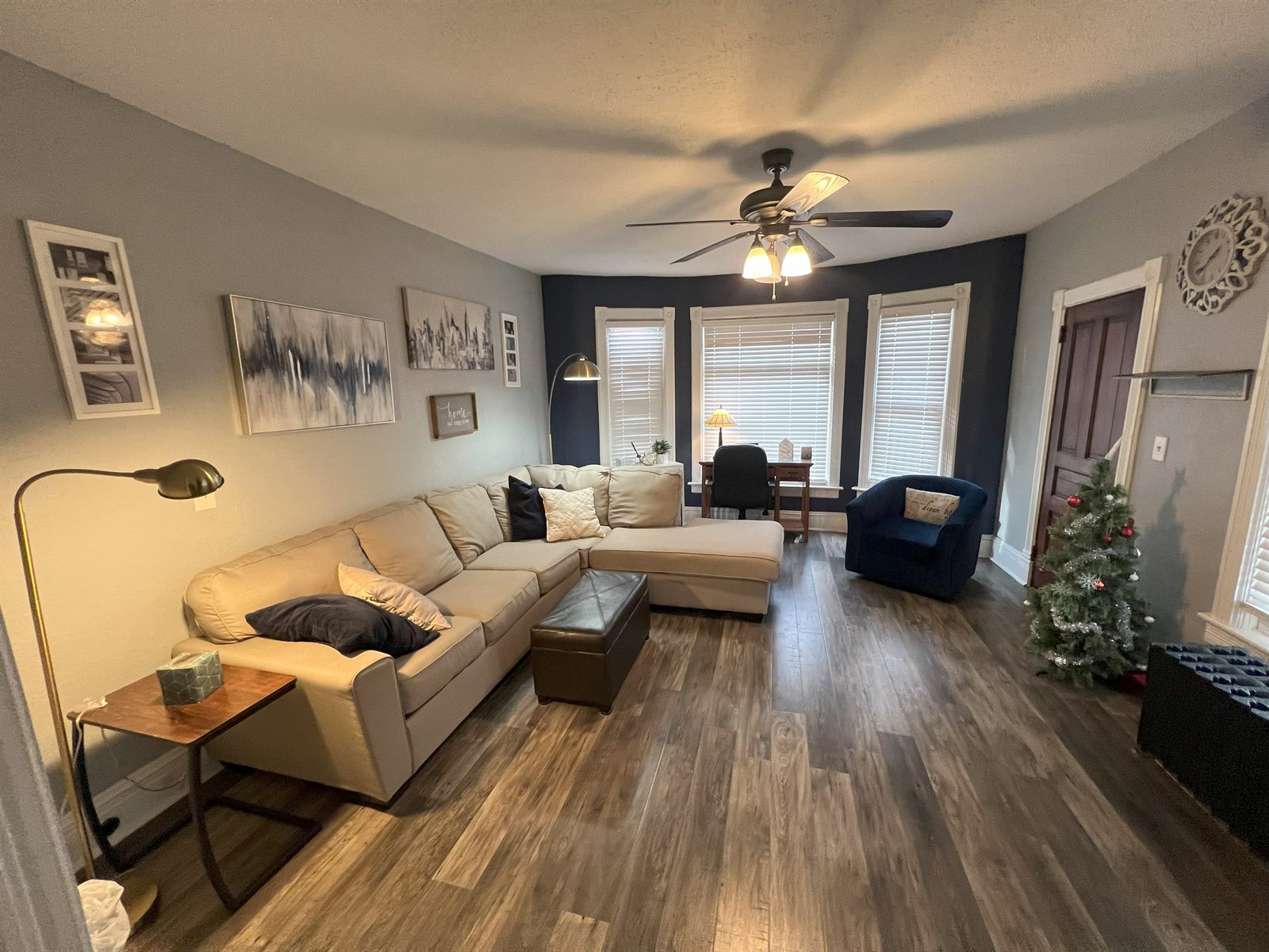Living space in Rose's Place
